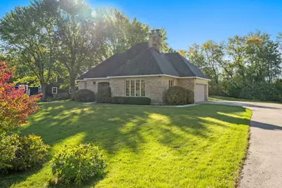 36W787 Red Haw Lane, Saint Charles, IL 60174 - Photo 2