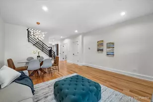 2334 N Oakley Ave, Chicago, IL 60647 - Photo 10