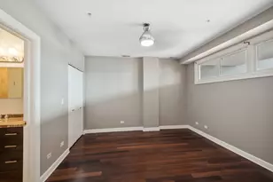 70 E 18th St, Chicago, IL 60616 - Photo 14