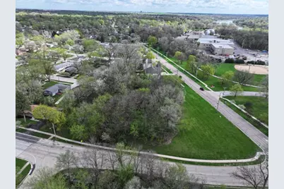 1009 S 9th Avenue, Saint Charles, IL 60174 - Photo 12