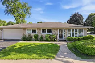 2001 Plainfield Dr, Des Plaines, IL 60018 - Photo 2