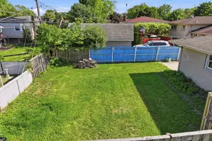 2001 Plainfield Dr, Des Plaines, IL 60018 - Photo 26