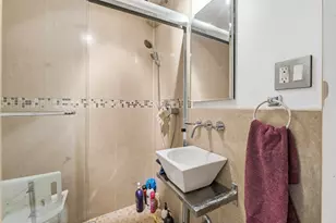 2001 Plainfield Dr, Des Plaines, IL 60018 - Photo 20