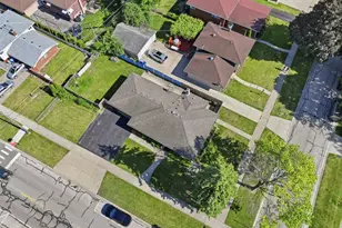 2001 Plainfield Dr, Des Plaines, IL 60018 - Photo 30