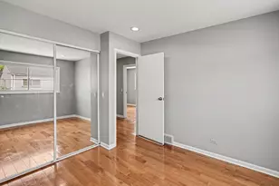 9120 Hollyberry Ave, Des Plaines, IL 60016 - Photo 14