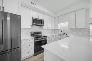 5778 N Elston Ave, Chicago, IL 60646 - Photo 10