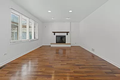 16527 Orange Avenue, Orland Park, IL 60467 - Photo 2