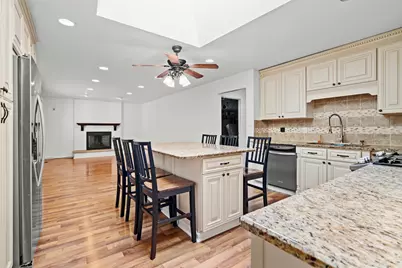 16527 Orange Avenue, Orland Park, IL 60467 - Photo 6