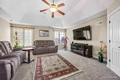 3674 Broadleaf Avenue, Elgin, IL 60124 - Photo 50