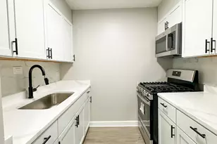 4300 N Keystone Ave, Chicago, IL 60641 - Photo 4