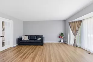 845 Crabtree Ln, Cary, IL 60013 - Photo 10