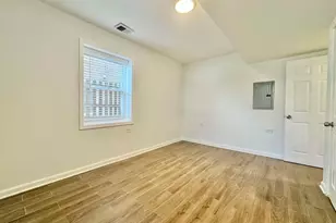 6115 N Claremont Ave, Chicago, IL 60659 - Photo 14
