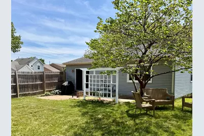 1376 Burns Drive, Elgin, IL 60120 - Photo 12