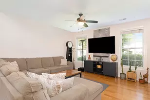 2751 McClennan Ct, Naperville, IL 60563 - Photo 6