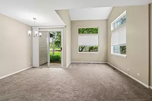 2992 Waters Edge Cir, Aurora, IL 60504 - Photo 12