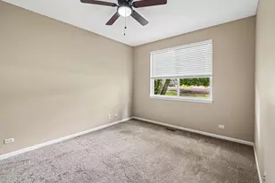 2992 Waters Edge Cir, Aurora, IL 60504 - Photo 22