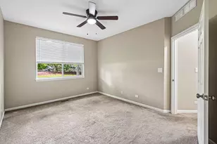 2992 Waters Edge Cir, Aurora, IL 60504 - Photo 20
