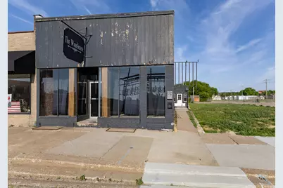 110 N 2nd Street, Clinton, IA 52732 - Photo 2