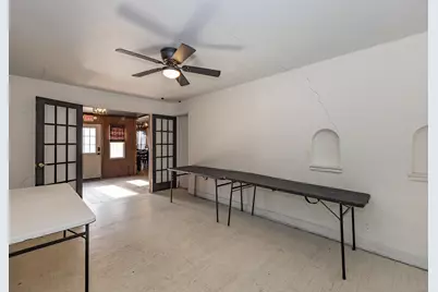 110 N 2nd Street, Clinton, IA 52732 - Photo 8