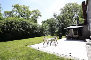 121 Pine St, Deerfield, IL 60015 - Photo 46