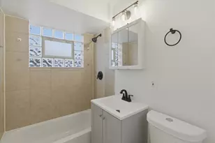 8917 S Cottage Grove Ave, Chicago, IL 60619 - Photo 10