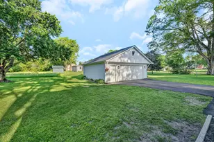 1414 Walnut St, Streator, IL 61364 - Photo 22