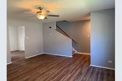 2107 171st Street #2107, Hazel Crest, IL 60429 - Photo 4