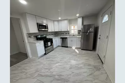 11333 S Edbrooke Avenue, Chicago, IL 60628 - Photo 6