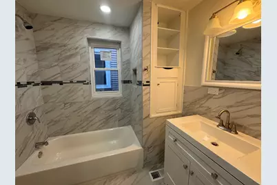 11333 S Edbrooke Avenue, Chicago, IL 60628 - Photo 8