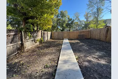 11333 S Edbrooke Avenue, Chicago, IL 60628 - Photo 22