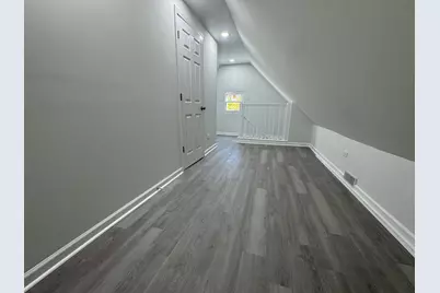 11333 S Edbrooke Avenue, Chicago, IL 60628 - Photo 14