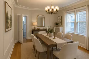 7067 N Ridge Blvd, Chicago, IL 60645 - Photo 4
