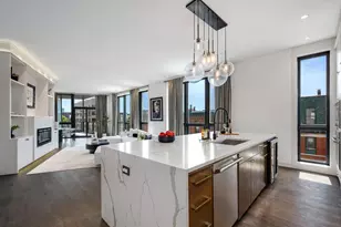 2800 N Lincoln Ave, Chicago, IL 60657 - Photo 2