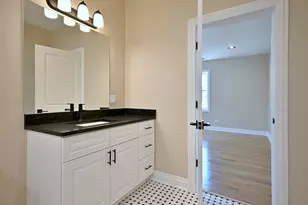4859 W Hirsch St, Chicago, IL 60651 - Photo 40