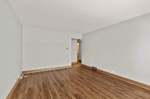 5710 W 58th St, Chicago, IL 60638 - Photo 4
