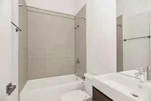 1755 N Damen Ave, Chicago, IL 60647 - Photo 4