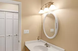 1415 W Hawthorne St, Arlington Heights, IL 60005 - Photo 54