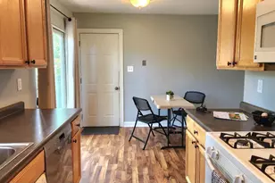 608 Sheridan Dr, Wauconda, IL 60084 - Photo 8