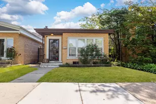 5921 S Sawyer Ave, Chicago, IL 60629 - Photo 1