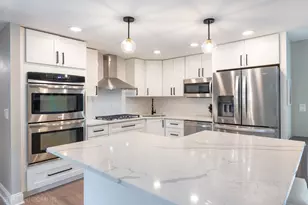 532 Cambridge Dr, Schaumburg, IL 60193 - Photo 6