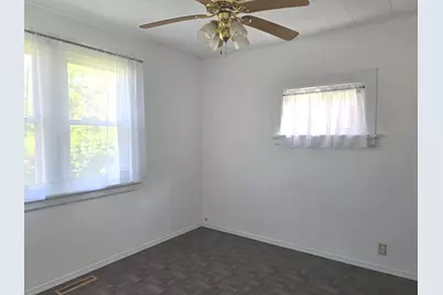 404 Morton Avenue, Aurora, IL 60506 - Photo 6