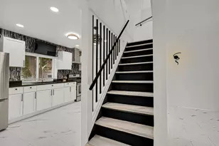 738 W 129th Pl, Chicago, IL 60628 - Photo 4