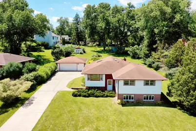 309 E Circle Drive, New Lenox, IL 60451 - Photo 1