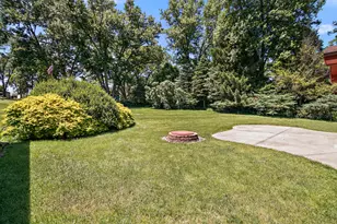 309 E Circle Dr, New Lenox, IL 60451 - Photo 44