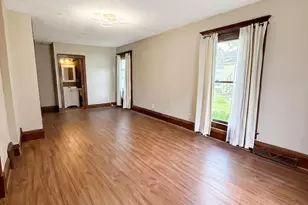240 Maple St, Paw Paw, IL 61353 - Photo 4
