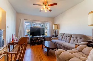 2618 N 73rd Ave, Elmwood Park, IL 60707 - Photo 2