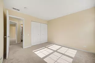 2906 Stonewater Dr, Naperville, IL 60564 - Photo 22