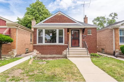 10449 S Vernon Avenue, Chicago, IL 60628 - Photo 1
