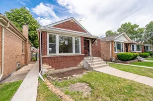 10449 S Vernon Ave, Chicago, IL 60628 - Photo 2