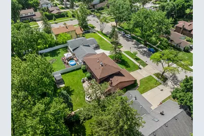 [Address not provided], Buffalo Grove, IL 60089 - Photo 4